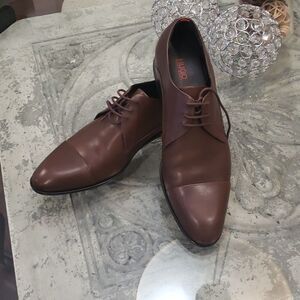 HUGO BOSS Brown Leather Captoe oxford shoes
